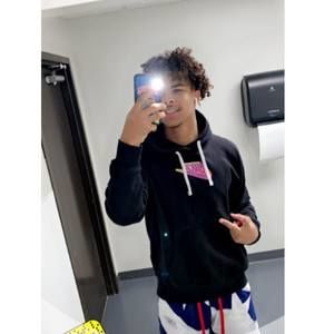 Meet your Posher, Kayden